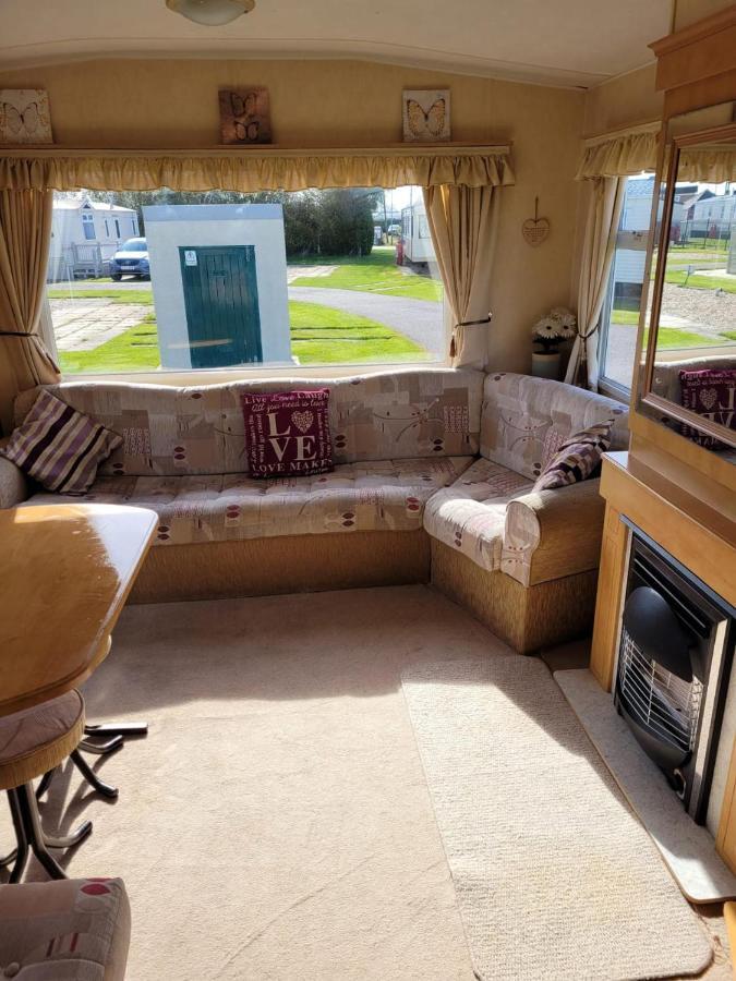 Beautiful 2-Bed Caravan In Ingoldmells Holiday home