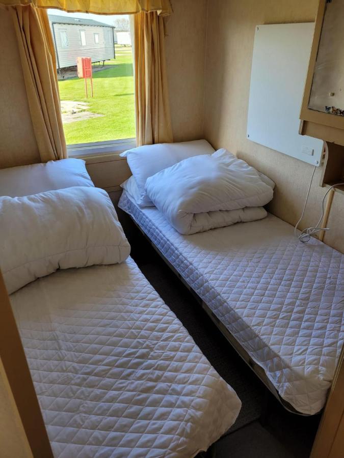 Beautiful 2-Bed Caravan In Ingoldmells Holiday home Ingoldmells
